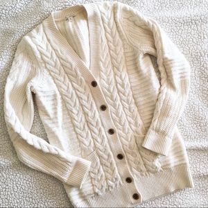 Gap wool cable knit sweater